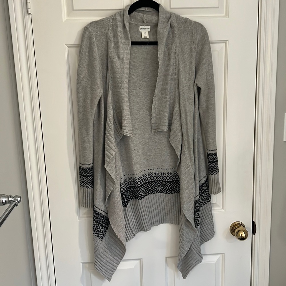 Grey open sweater